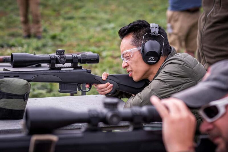 Prague: Shooting Experience with 3 to 10 Guns & Bus Transfer - Key Points