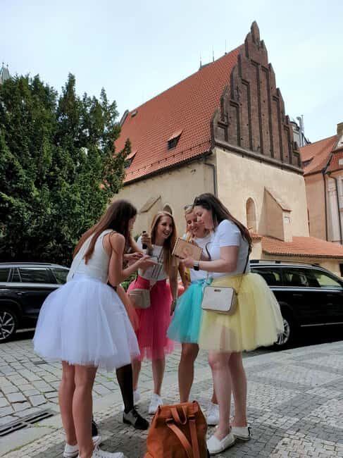 Prague: Stag and Hen Do Escape Game - How the Tour Works: A Step-by-Step Breakdown