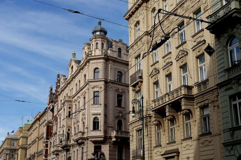 Prague: Step Into a Fairytale on This Essential Walking Tour - What Makes This Tour Stand Out