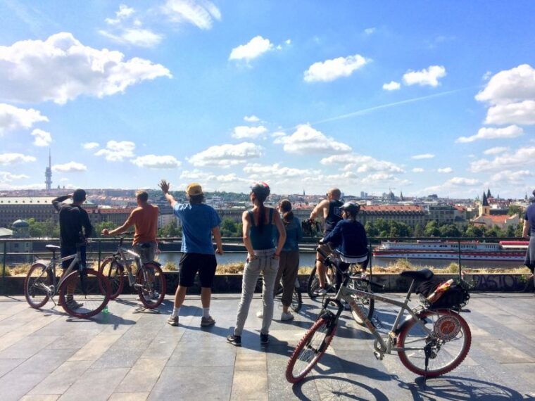 prague-stunning-viewpoints-castle-city-park-e-bike-tour