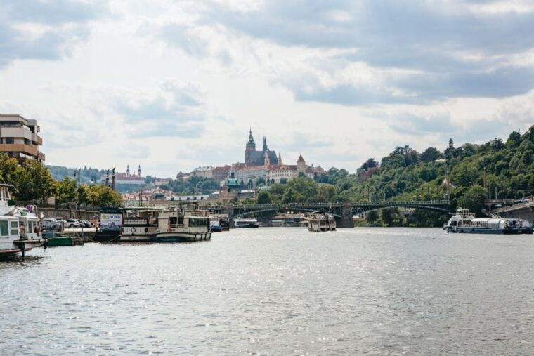 prague-swimming-beer-bike-on-a-cycle-boat