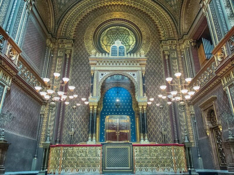 prague-synagogues-and-jewish-quarter-private-walking-tour
