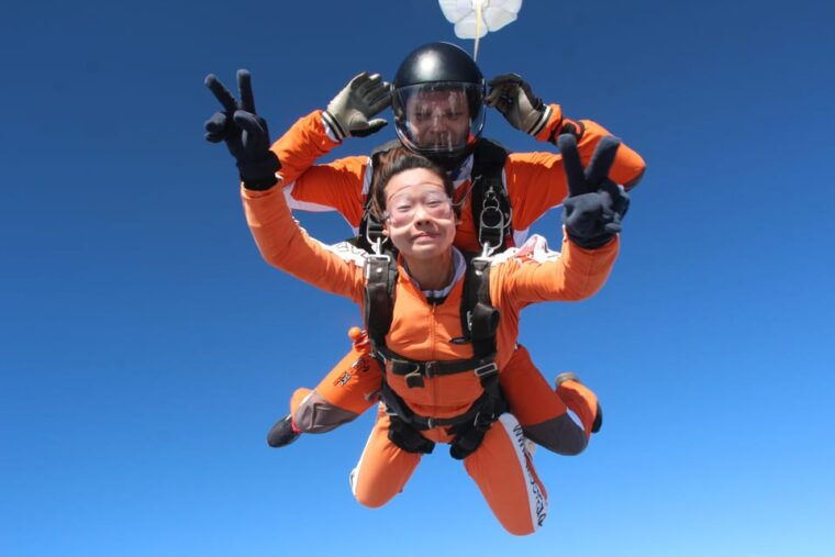 prague-tandem-skydiving-14000ft-over-prague-with-transfers