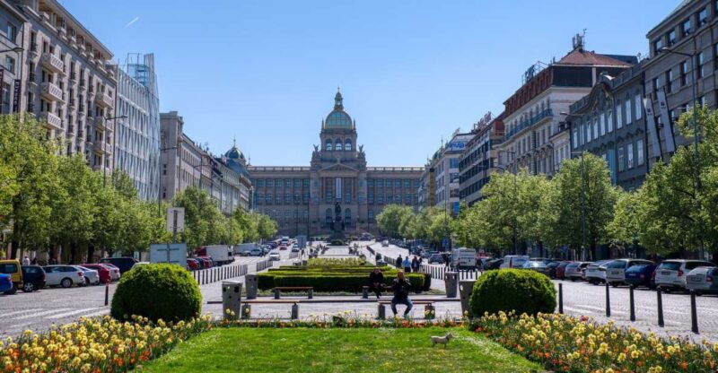 prague-tour-in-spanish