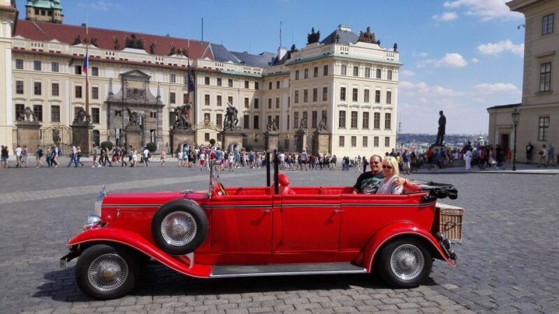prague-vintage-car-ride-and-walking-tour