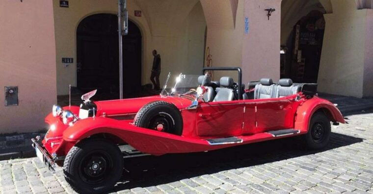 prague-vintage-car-ride-and-walking-tour