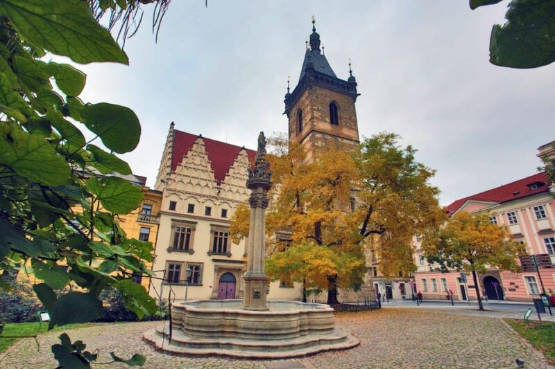 prague-vysehrad-castle-and-riverside-e-bike-tour