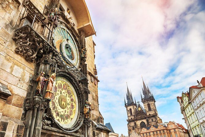 Prague Walking Tour 2,5h (Old Town, Jewish Quarter and Charles bridge) - In-Depth Tour Breakdown