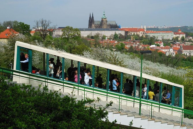 prague-walking-tour-following-in-mozarts-footsteps