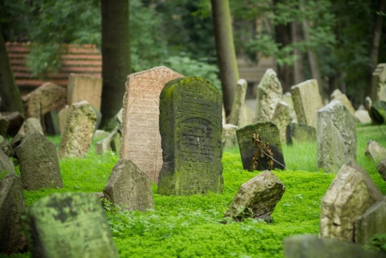 prague-walking-tour-virtual-reality-experience