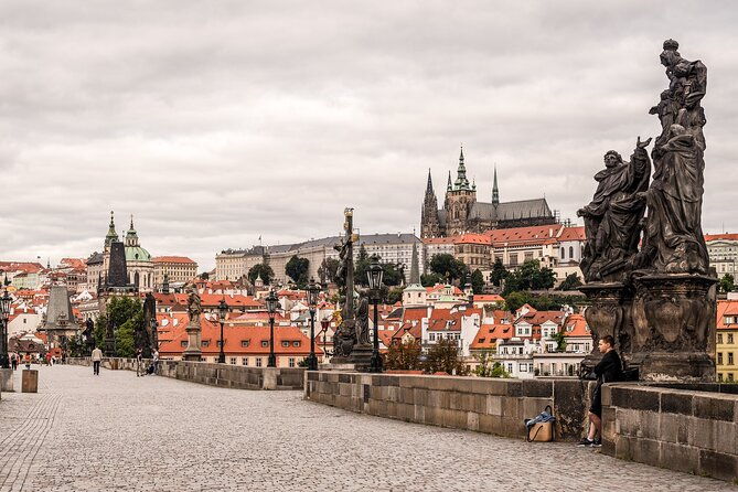 prague-walking-tour-with-river-boat-cruise-and-lunch-6-hours