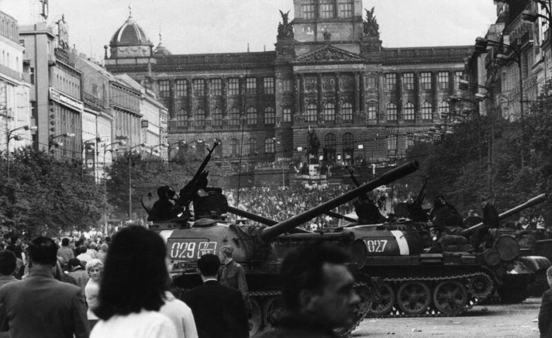 prague-world-war-ii-and-communist-history-tour