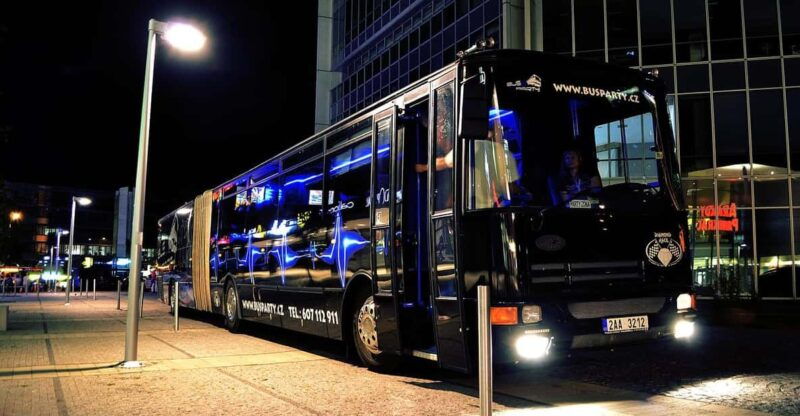 prague-xxxl-party-bus-ride