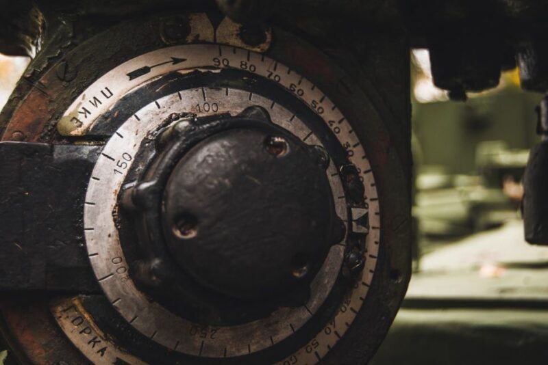 pragues-old-town-private-guided-tour-with-boat-cruise