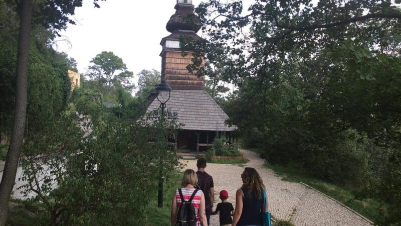 pragues-secrets-of-famous-lovers-romantic-walking-tour