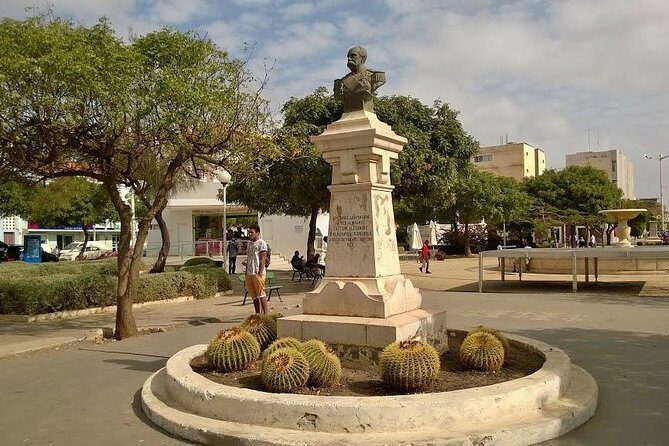 Praia city to the airport. - What to Expect During Your Transfer