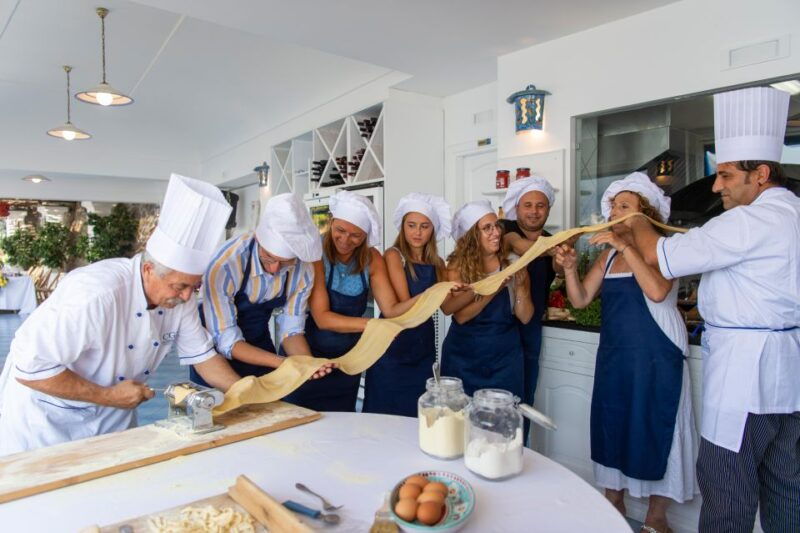 praiano-cooking-class-with-dinner-overlooking-the-sea