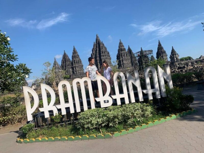 prambanan-afternoon-sunset-and-ramayana-ballet