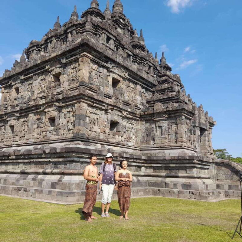 prambanan-hidden-temple-ramayana-ballet-perfomance