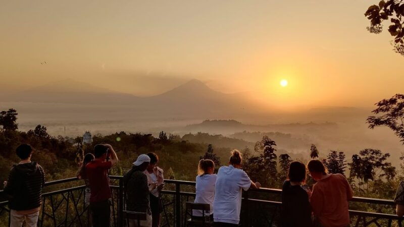 prambanan-sunset-ramayana-ballet