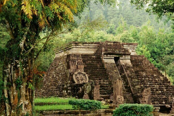 Prambanan Sunset UNESCO, Sukuh, And Cetho temple Hindu Journey - What Sets This Tour Apart?