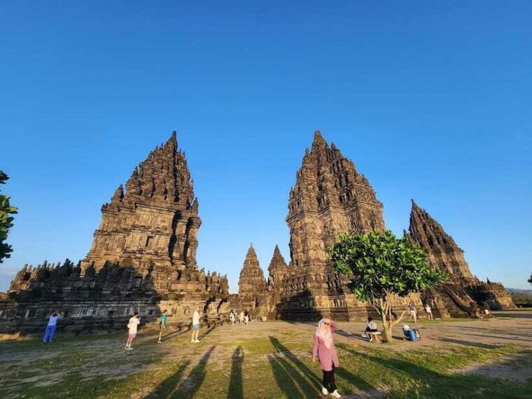 prambanan-temple-afternoon-tour