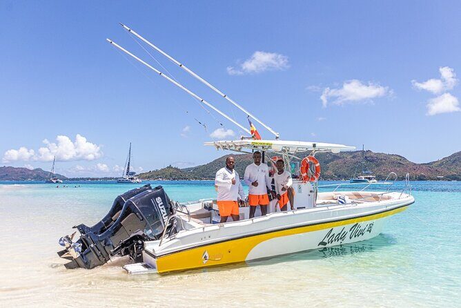 Praslin Curieuse, St Pierre &AnseLafarine fullday trip CreoleBBQ - Island Hopping from Praslin: Setting the Scene