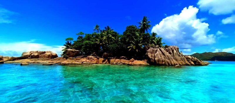Praslin: Curieuse & St Pierre Island Day Trip with Barbecue - Key Points