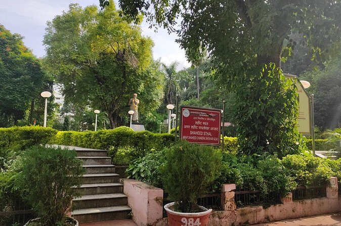 Prayagraj Day Tour (Triveni Sangam) From Varanasi - Frequently Asked Questions