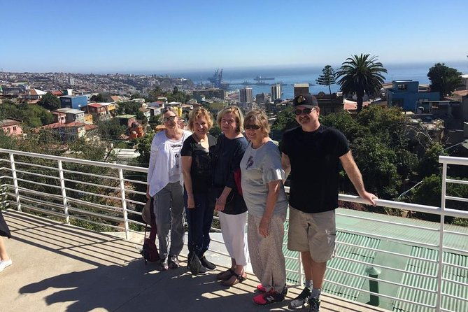 pre-or-post-valparaiso-cruise-with-santiago-city-tour-and-optional-vineyard