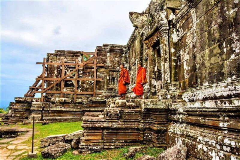 preah-vihear-temple-koh-ker-bengmealea-tour-from-siem-reap