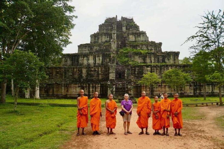 preah-vihear-temple-koh-ker-bengmealea-tour-from-siem-reap