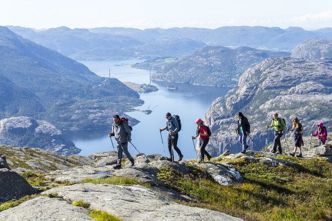 preikestolen-hidden-trail-hike-and-canoe-trip
