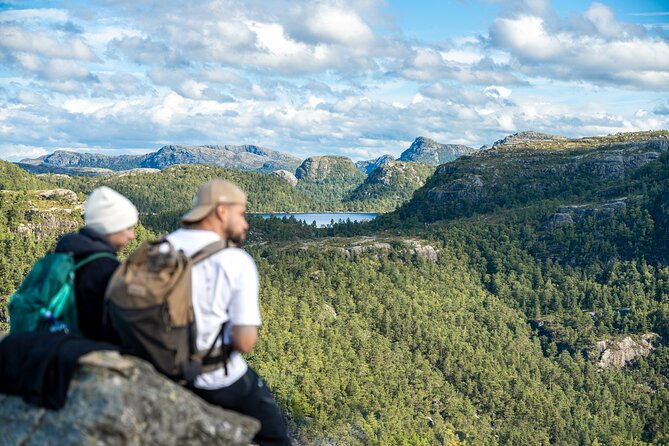 preikestolen-pulpit-rock-hike-with-a-norwegian-guide