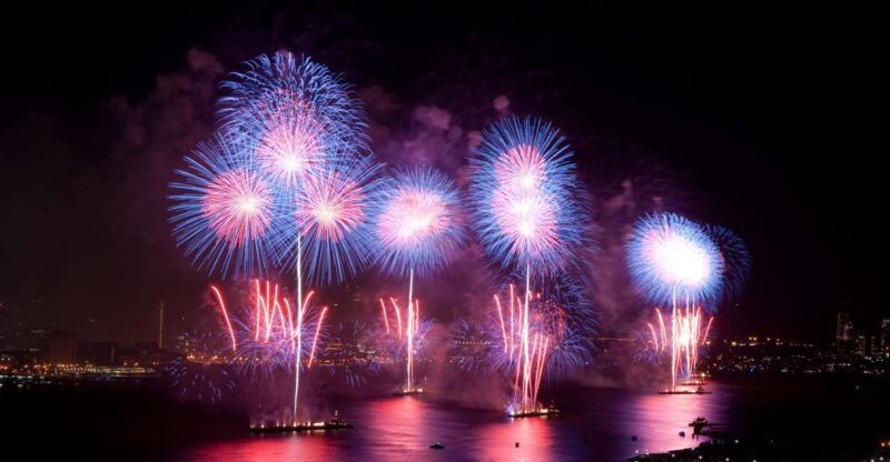 premium-4th-of-july-nyc-fireworks-cruise-on-atlantis-yacht