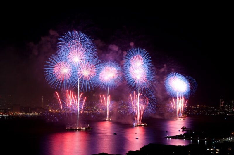 premium-4th-of-july-nyc-fireworks-cruise-on-atlantis-yacht