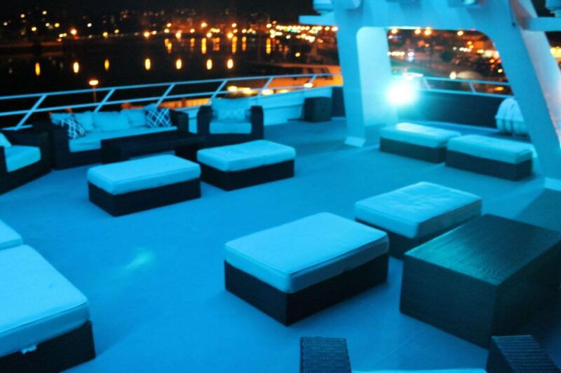 premium-4th-of-july-nyc-fireworks-cruise-on-atlantis-yacht
