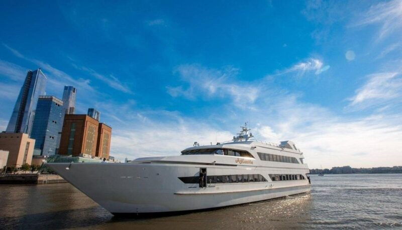 premium-4th-of-july-nyc-fireworks-cruise-on-atlantis-yacht