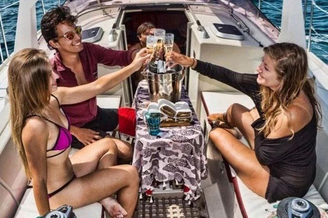 premium-all-inclusive-whale-dolphin-watching-experience