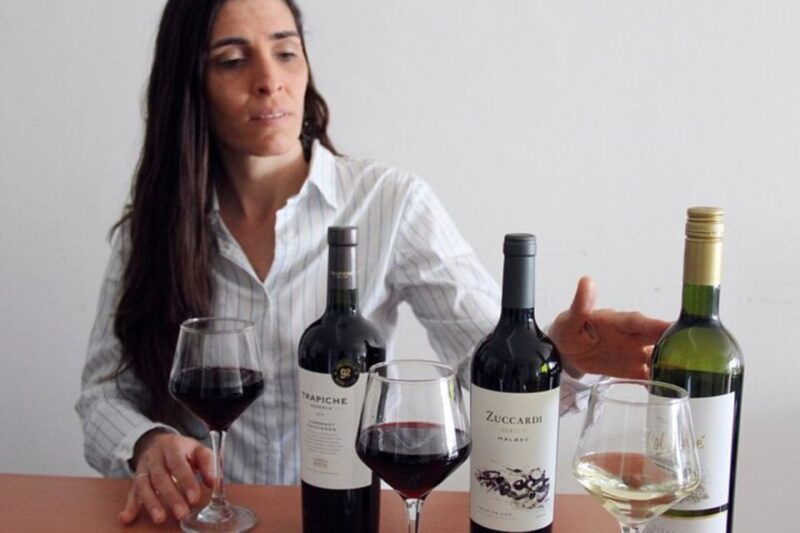 premium-argentinian-wine-and-malbec-tasting-urban-art-tour