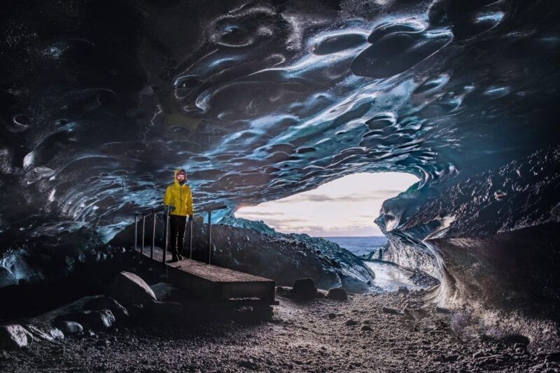 premium-blue-ice-cave-tour-hot-soup-hot-drink-incl