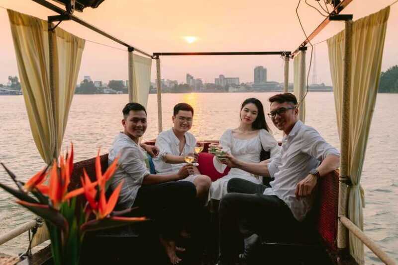 premium-can-tho-sunset-tour-romantic-mekong-in-twilight