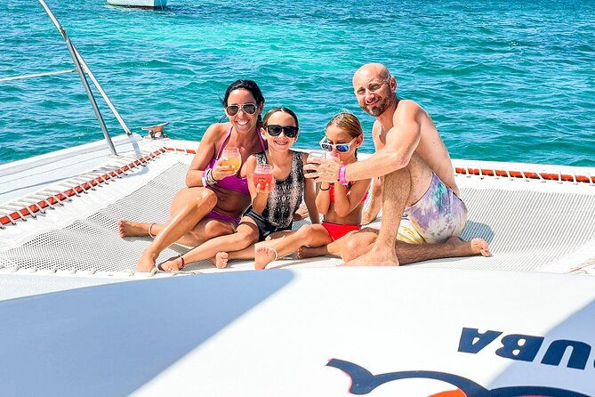 premium-catamaran-morning-sail-snorkeling-mimosas-and-brunch
