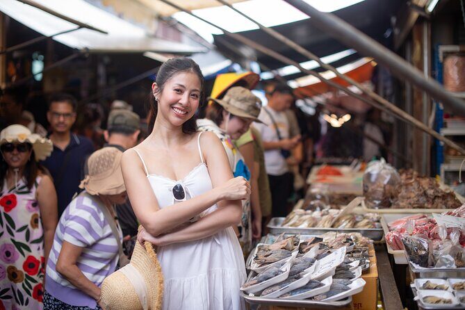 Premium DamnoenSaduak Floating Market Michelin Food One Day Tour - Who Will Love This Tour?