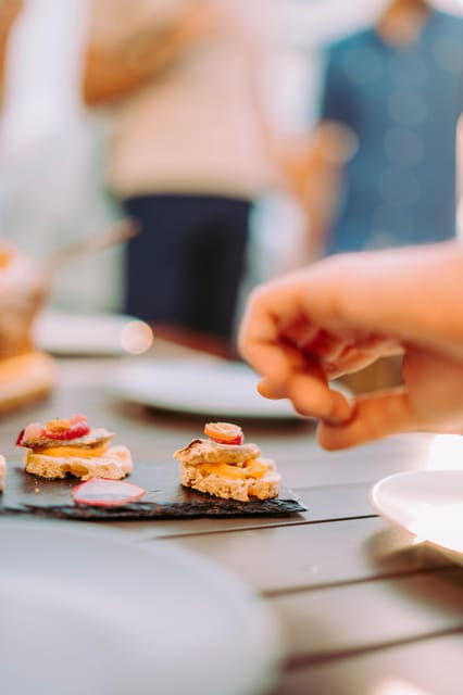 premium-food-and-wine-tasting-tour