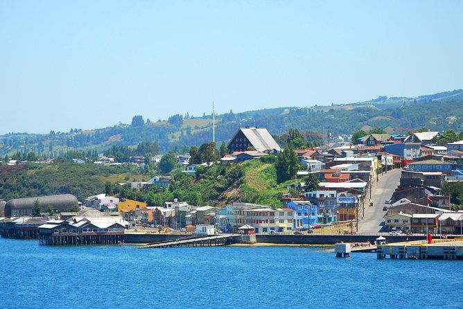 premium-full-day-tour-to-chiloe-visiting-castro-and-dalcahue