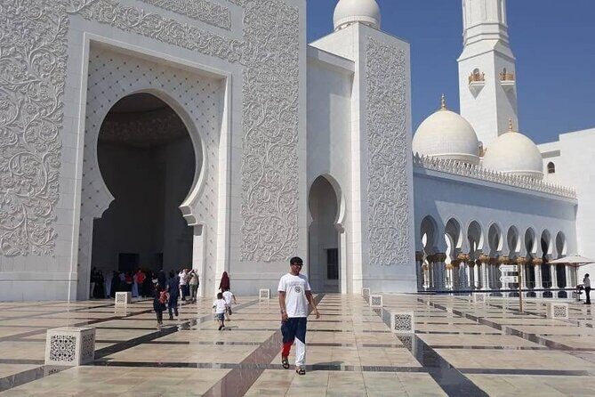 Premium Half Day Abu Dhabi Grand Mosque Tour from Dubai - What to Expect from the Itinerary
