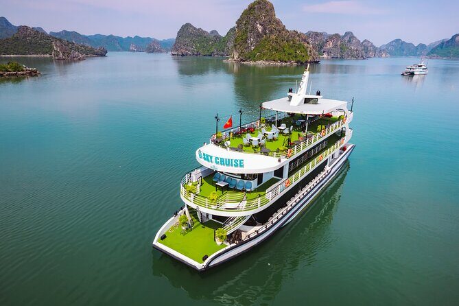 Premium Halong Bay 1-Day Cruise from Hanoi with Jacuzzi Party - An Honest Look at the Premium Halong Bay 1-Day Cruise from Hanoi with Jacuzzi Party