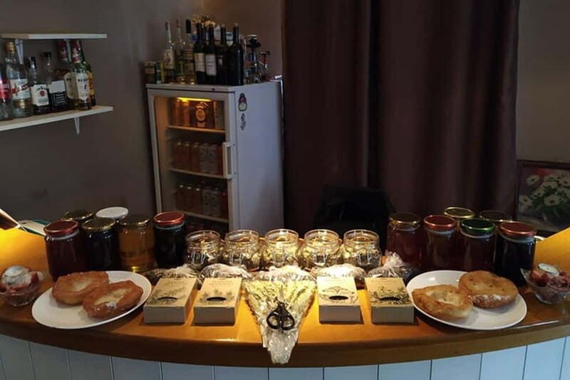 Premium honey and herbal tea tasting - An In-Depth Look at the Tour Experience