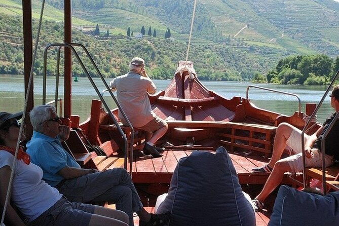 premium-private-douro-tour-2-wineries-with-tastings-cruise